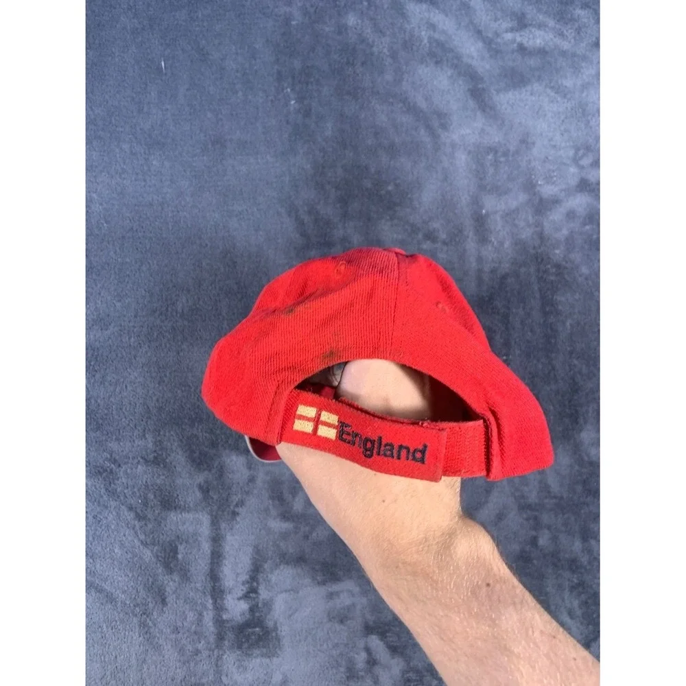 World Soccer Three Lions Crest Hat England‎ Football Cap Adjustable Red Cotton